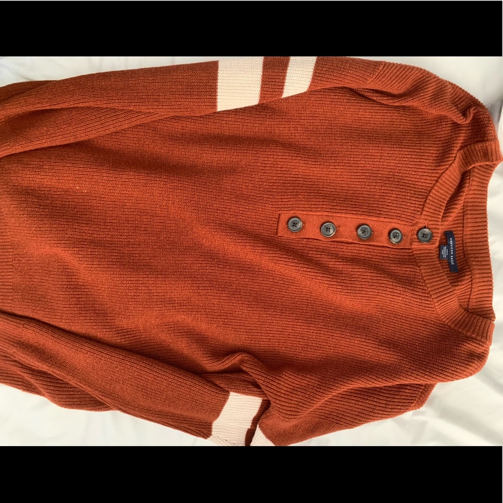 sweater - Picture 3 of 3